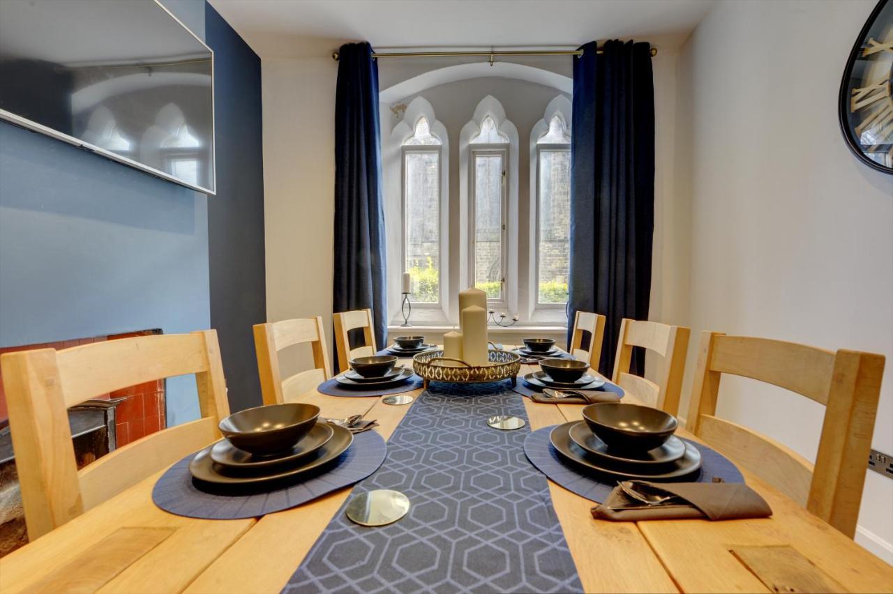 The Old Vicarage - Secure Parking, Fast Wifi, Garden Βίλα Λιντς Εξωτερικό φωτογραφία