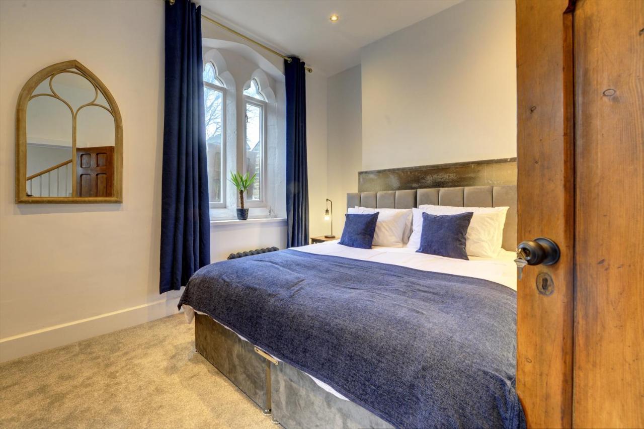 The Old Vicarage - Secure Parking, Fast Wifi, Garden Βίλα Λιντς Εξωτερικό φωτογραφία