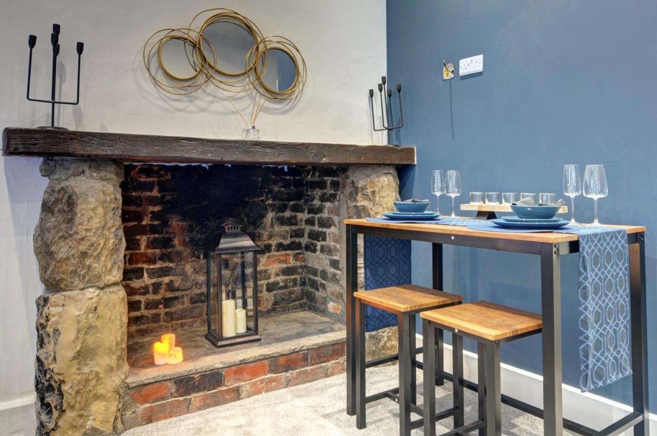 The Old Vicarage - Secure Parking, Fast Wifi, Garden Βίλα Λιντς Εξωτερικό φωτογραφία