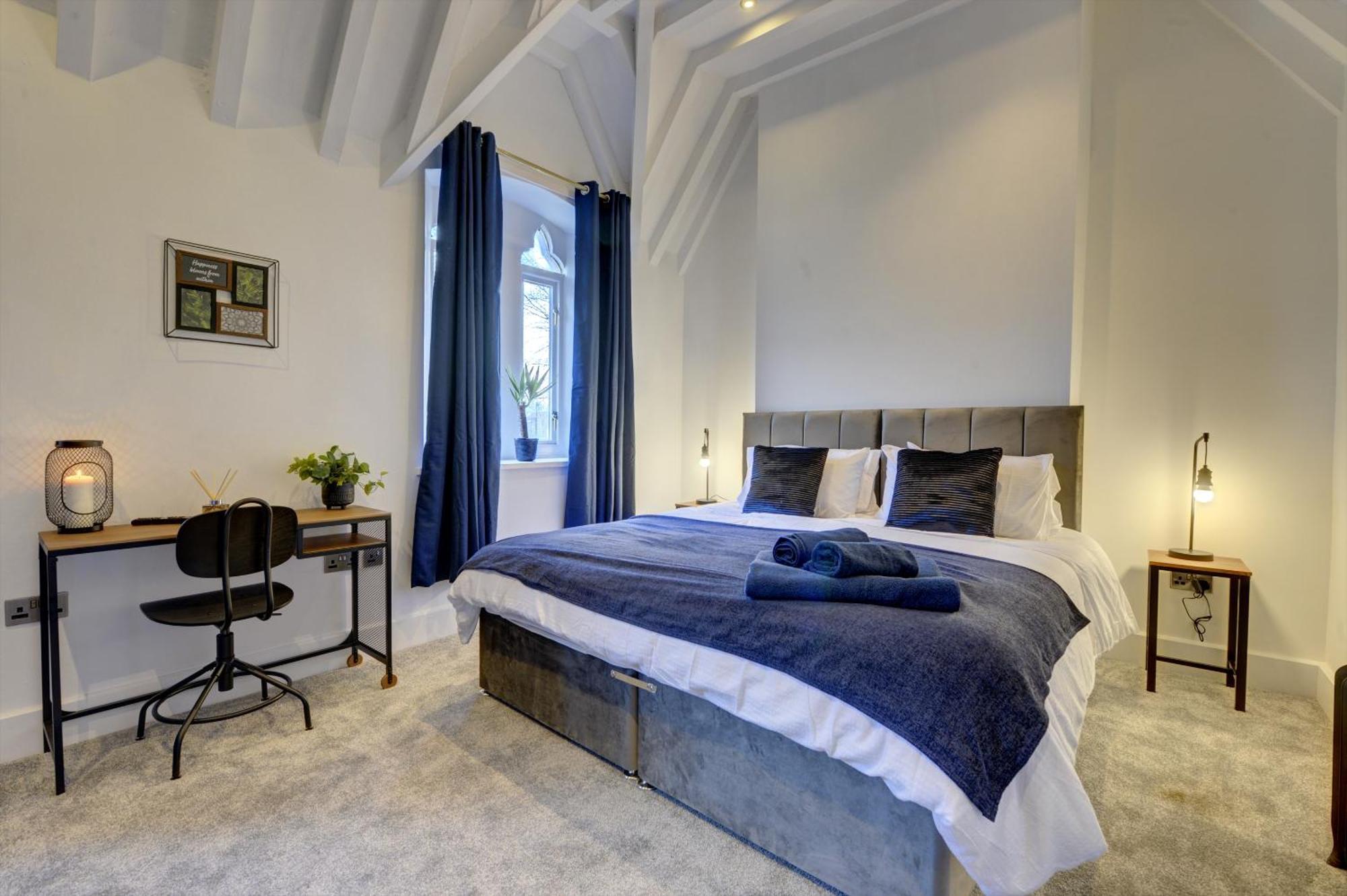 The Old Vicarage - Secure Parking, Fast Wifi, Garden Βίλα Λιντς Εξωτερικό φωτογραφία