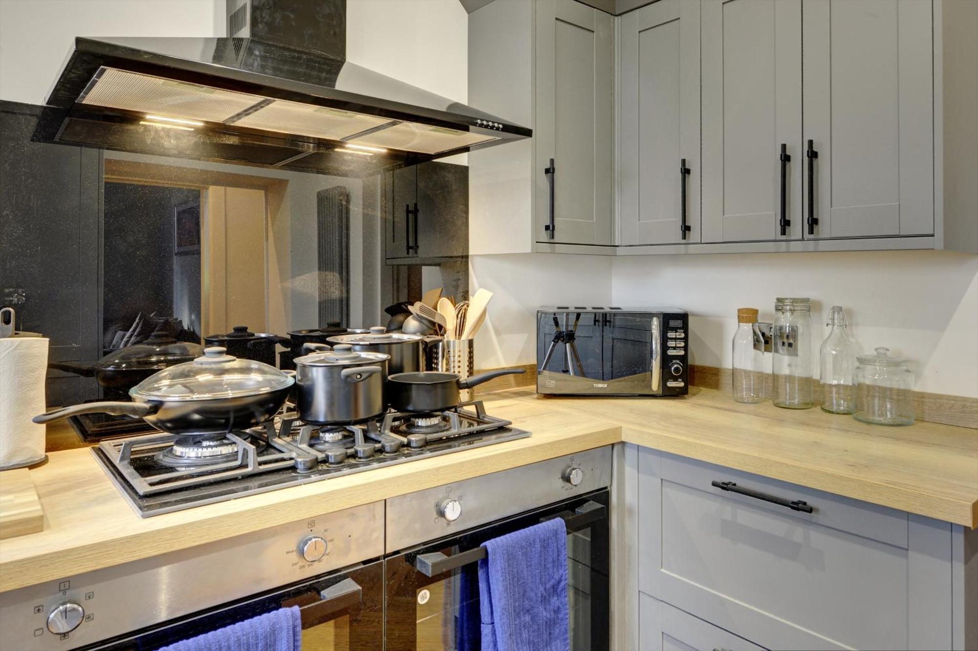 The Old Vicarage - Secure Parking, Fast Wifi, Garden Βίλα Λιντς Εξωτερικό φωτογραφία