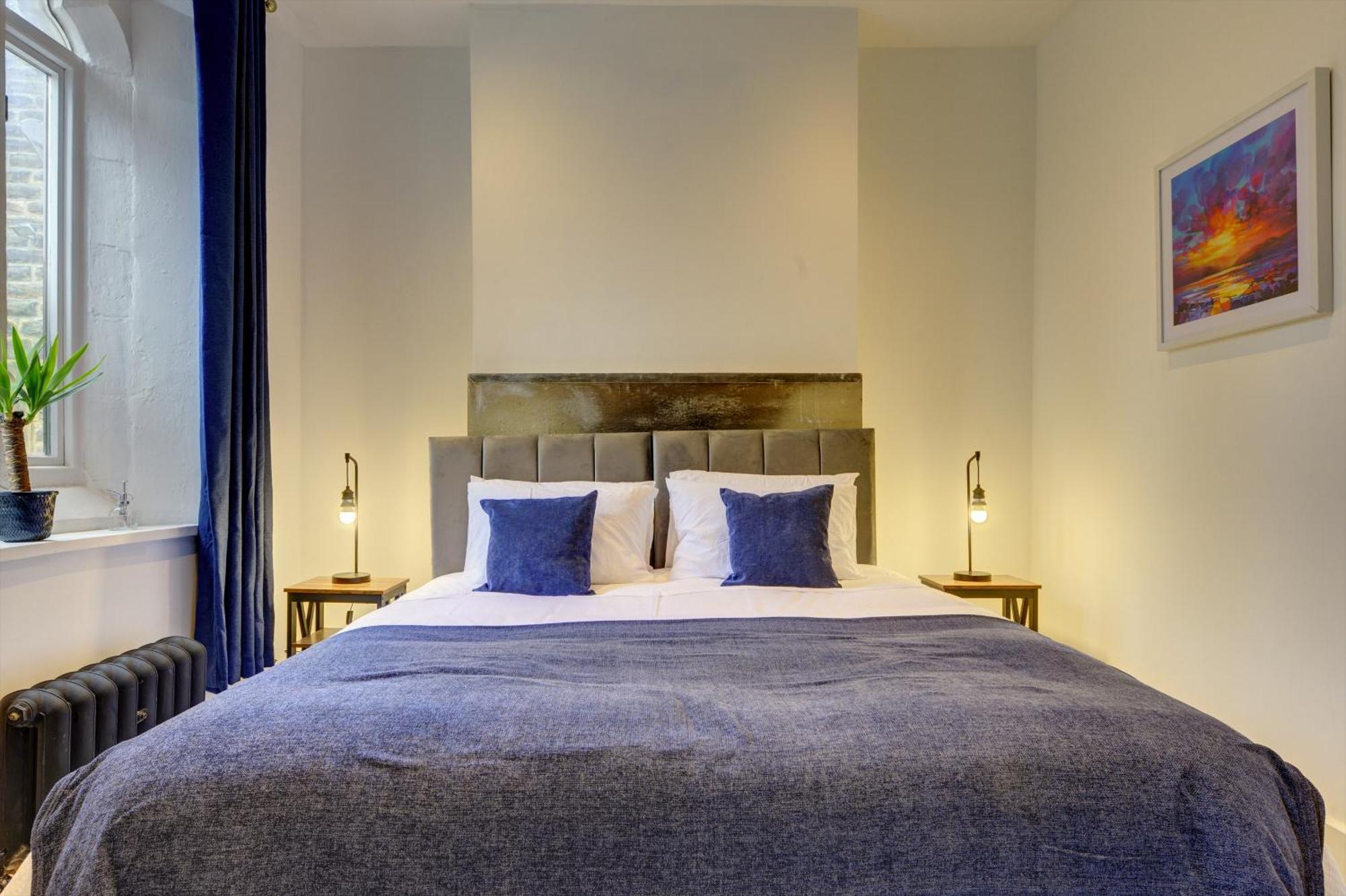 The Old Vicarage - Secure Parking, Fast Wifi, Garden Βίλα Λιντς Εξωτερικό φωτογραφία