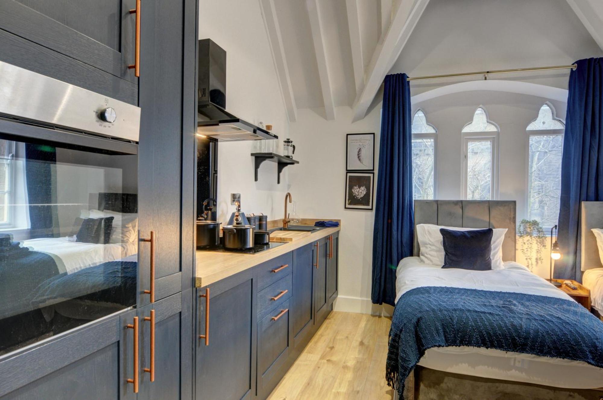 The Old Vicarage - Secure Parking, Fast Wifi, Garden Βίλα Λιντς Εξωτερικό φωτογραφία