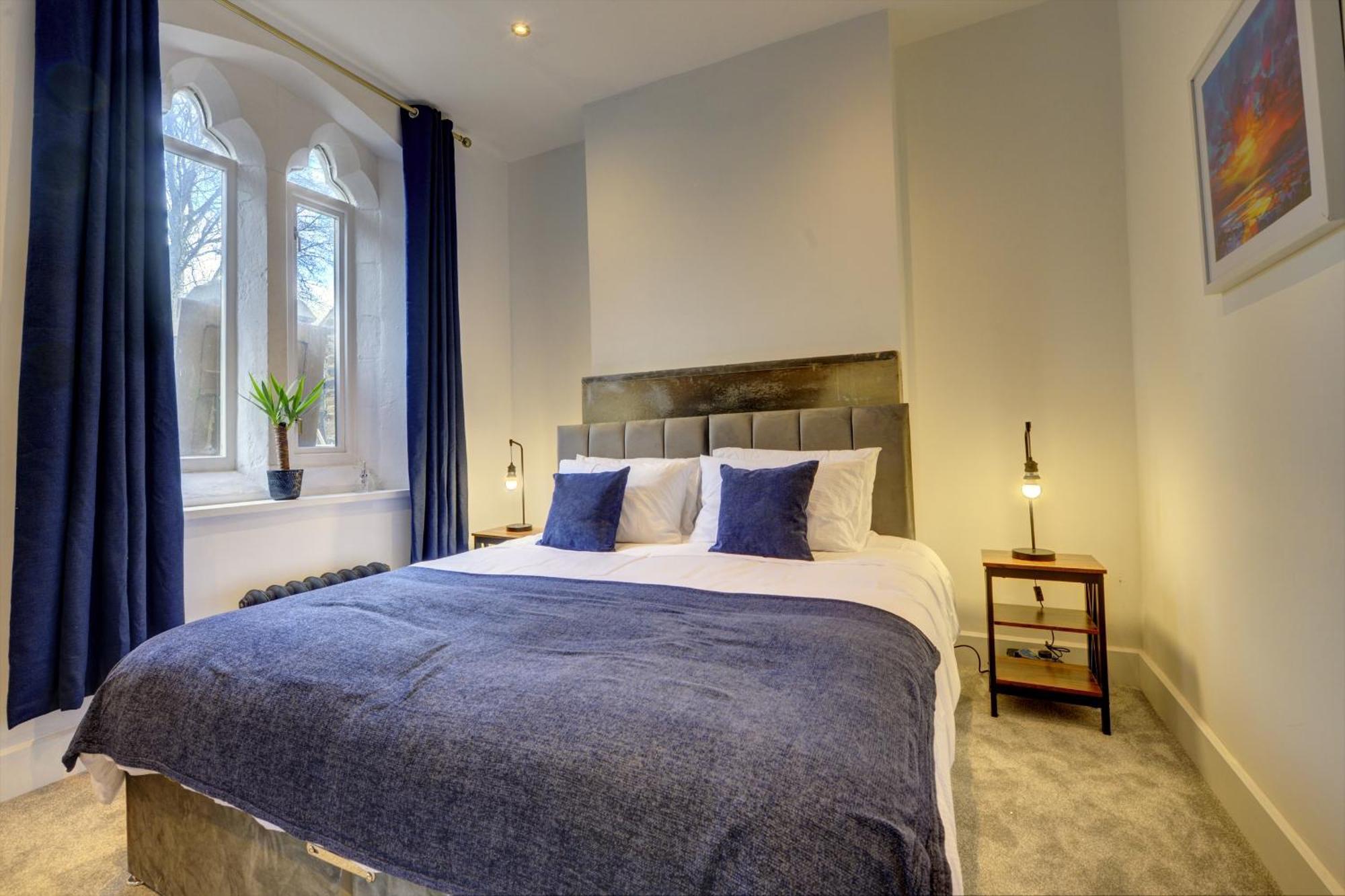 The Old Vicarage - Secure Parking, Fast Wifi, Garden Βίλα Λιντς Εξωτερικό φωτογραφία